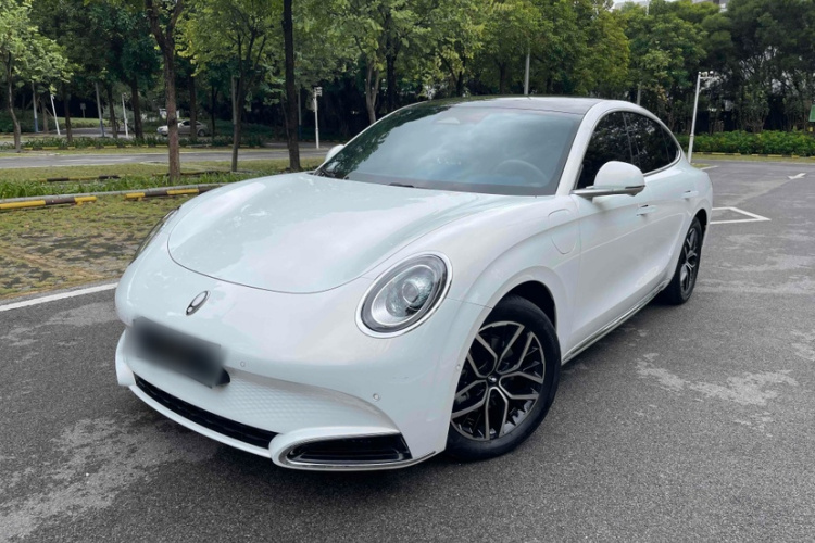 欧拉闪电猫 2022款 555km 尊贵版车身外观1