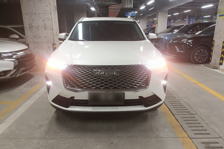 哈弗H6 2024款 1.5T 两驱经典版车身外观2
