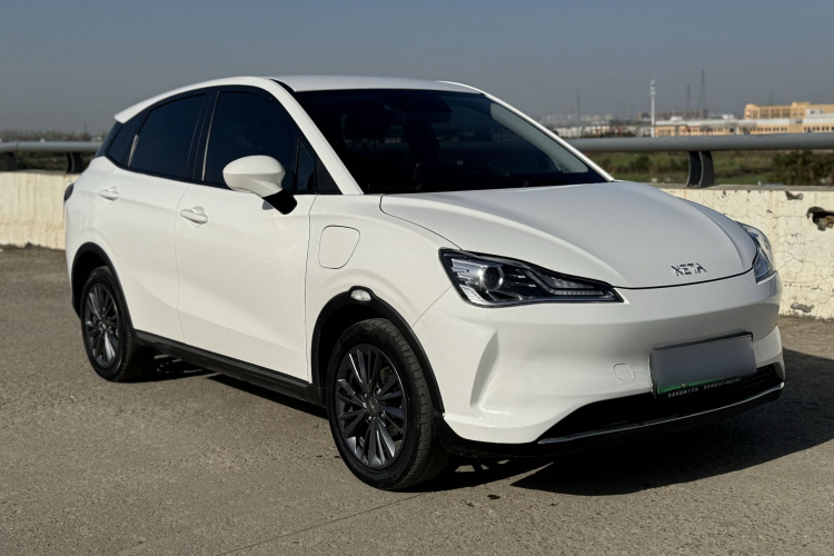 哪吒汽车 哪吒V 2022款 潮 400 Lite车身外观6002