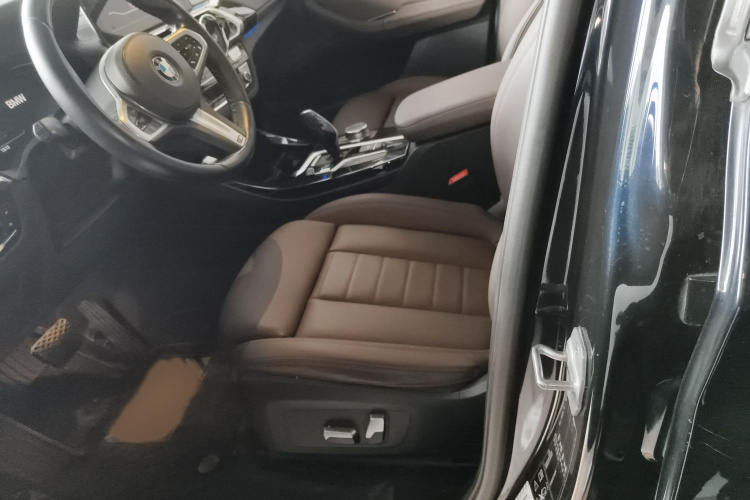 宝马X3 2021款 xDrive25i M运动套装局部细节19