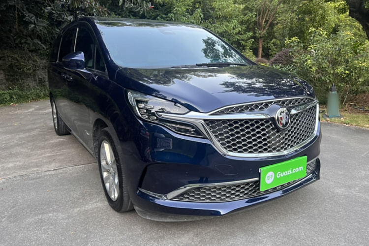 别克GL8 2020款 Avenir艾维亚 四座尊礼版车身外观6004