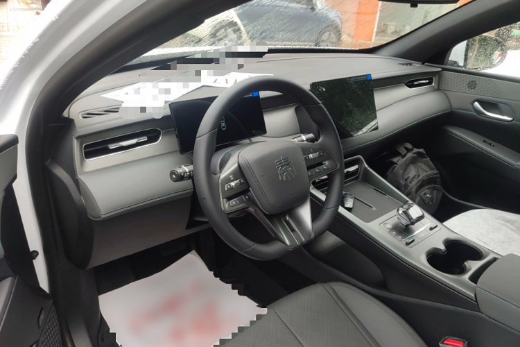 比亚迪 秦PLUS 2025款 DM-i 智驾版 55KM领先型中控内饰12