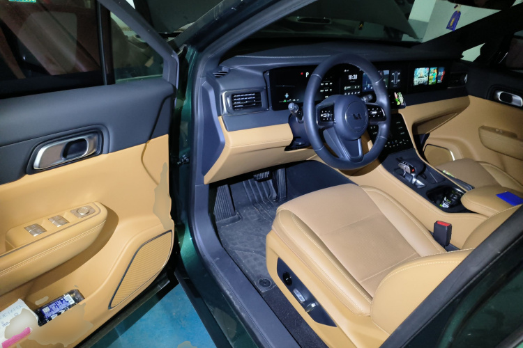 理想汽车 理想ONE 2021款 增程6座版中控内饰20