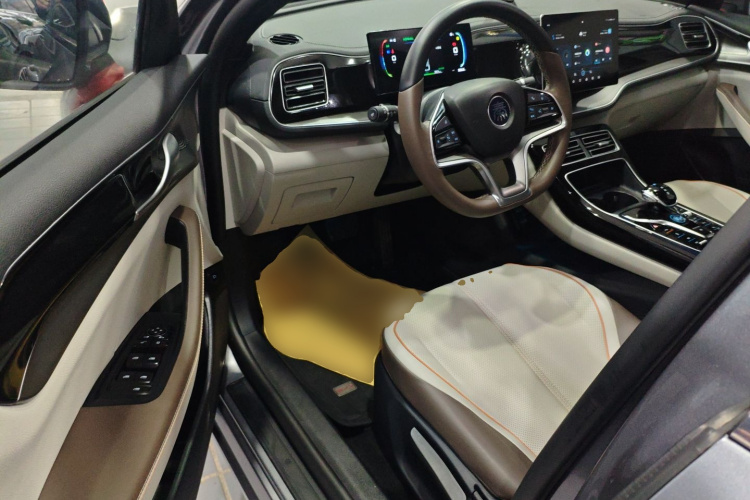 比亚迪 秦PLUS 2023款 冠军版 EV 510KM领先型中控内饰20