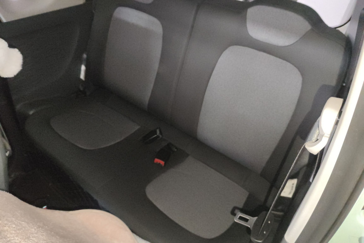 五菱汽车 宏光MINIEV 2021款 马卡龙臻享款 磷酸铁锂中控内饰21