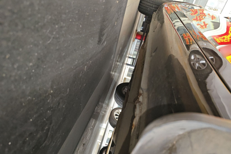 吉利汽车 帝豪 2018款 1.5L CVT豪华型局部细节9001