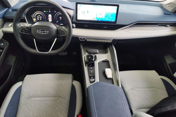 吉利汽车 星瑞 2021款 改款 2.0TD 尊贵型中控内饰12