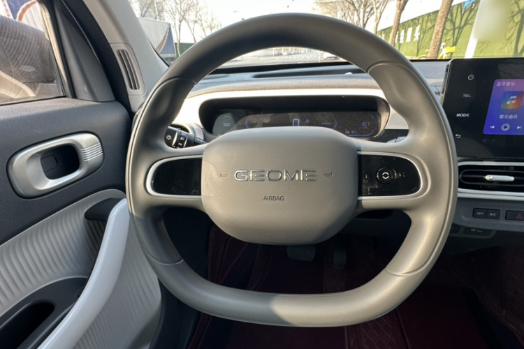 吉利银河 熊猫 2025款 210km 元气熊局部细节13