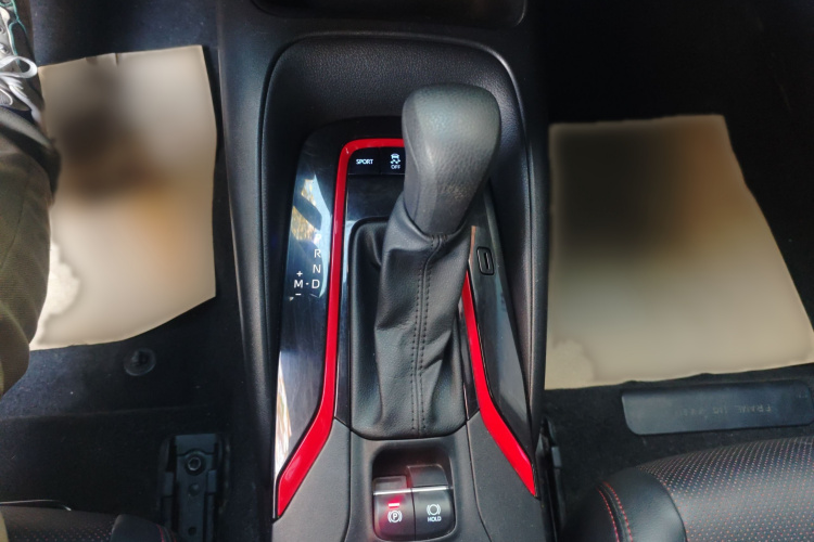 丰田 雷凌 2021款 185T CVT运动版局部细节18