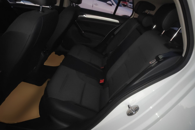 大众 高尔夫 2018款 1.6L 自动舒适型中控内饰7004