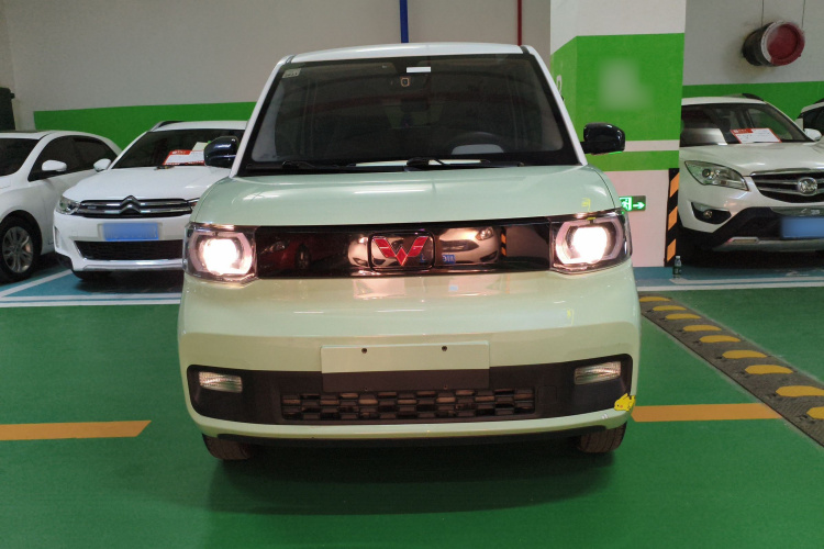 五菱汽车 宏光MINIEV 2021款 马卡龙时尚款 磷酸铁锂车身外观2