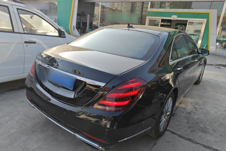 奔驰S级 2019款 S 320 L车身外观7