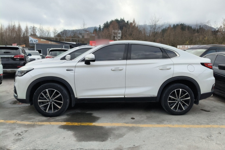 长安CS85 COUPE 2019款 1.5T DCT型版 国VI车身外观4