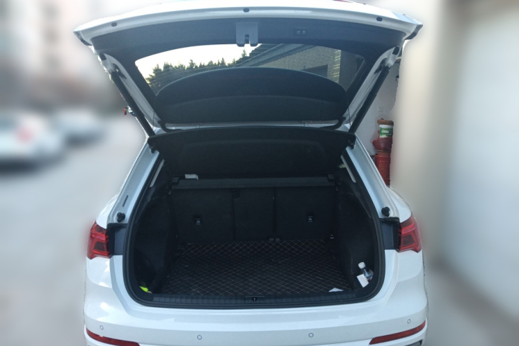 奥迪Q3 2020款 45 TFSI quattro 时尚动感型中控内饰23