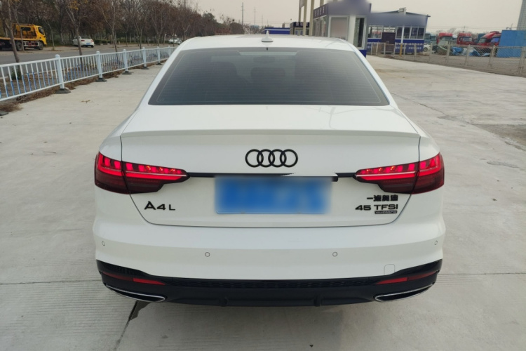 奥迪A4L 2023款 40 TFSI Bang&Olufsen 星夜版车身外观6004