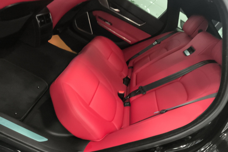 捷豹XFL 2023款 XFL 2.0T P250 两驱精英运动版中控内饰21