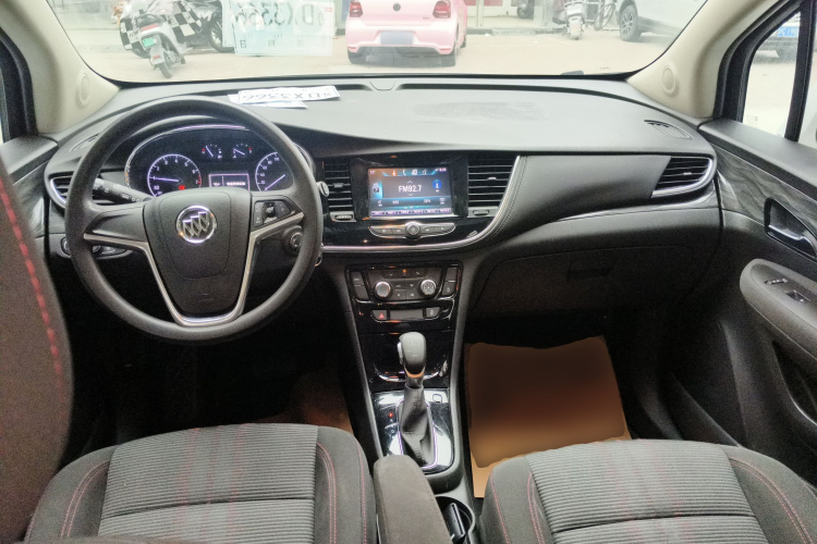 别克 昂科拉 2018款 18T 自动两驱都市领先型中控内饰12