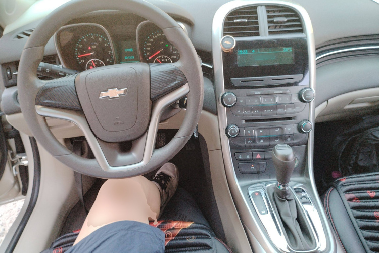 雪佛兰 迈锐宝 2014款 2.0L 自动舒适版中控内饰7002