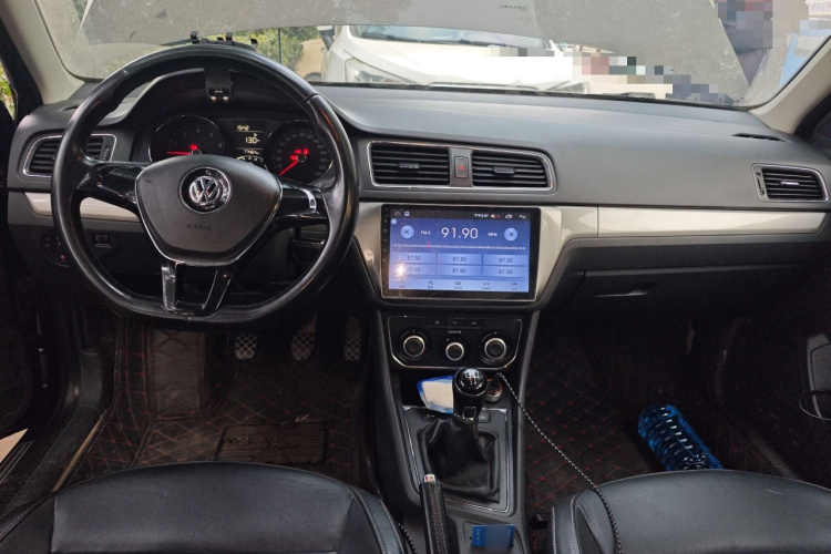 大众 朗逸 2015款 1.6L 手动舒适版中控内饰12