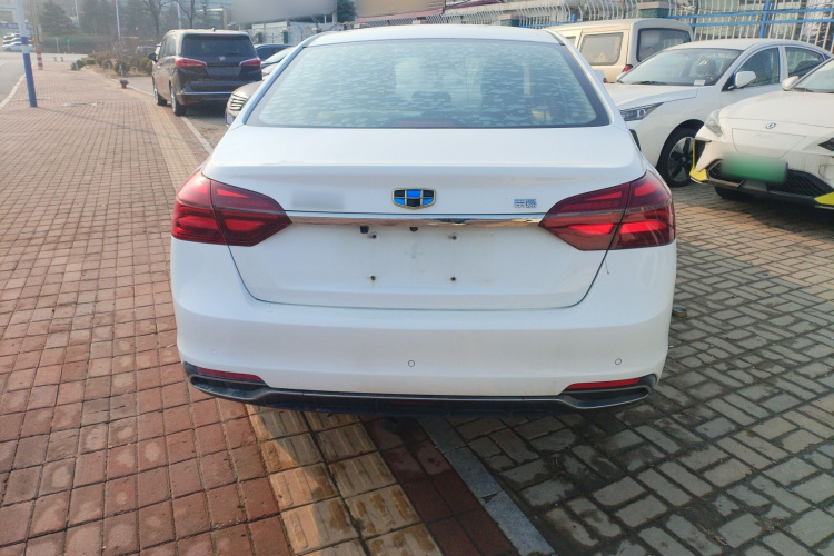 吉利汽车 帝豪 2018款 1.5L 手动向上互联版车身外观6