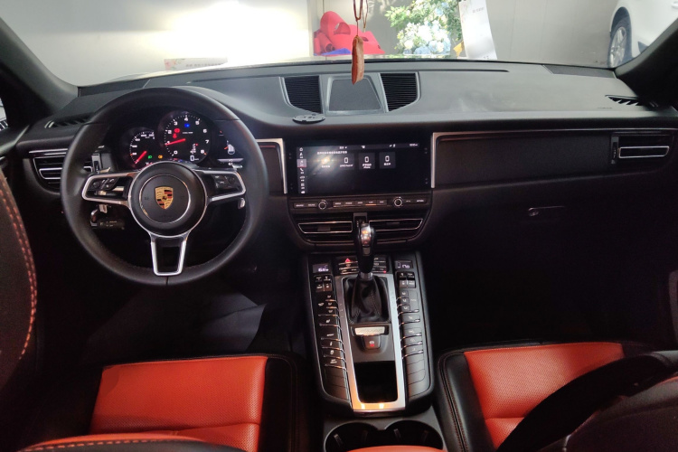 保时捷 2018款 Macan 2.0T中控内饰12