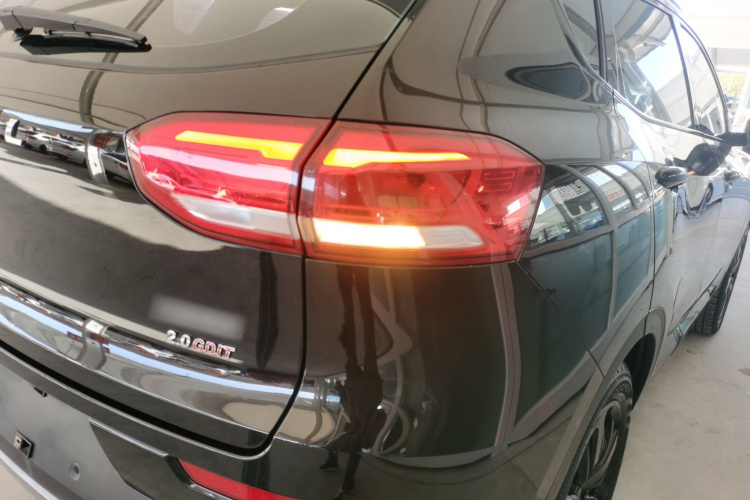 哈弗H6 2020款 2.0GDIT 自动GT冠军版车身外观9