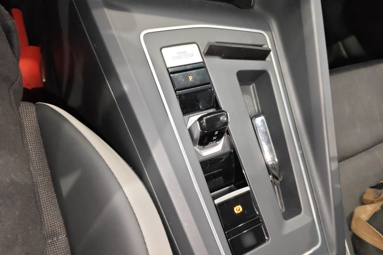 大众 高尔夫 2023款 280TSI DSG Pro局部细节18