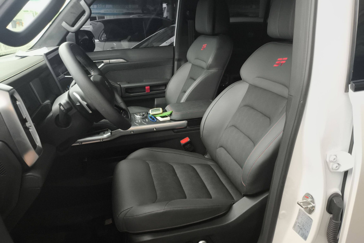 捷途旅行者 2024款 2.0T 四驱银龙之翼中控内饰19