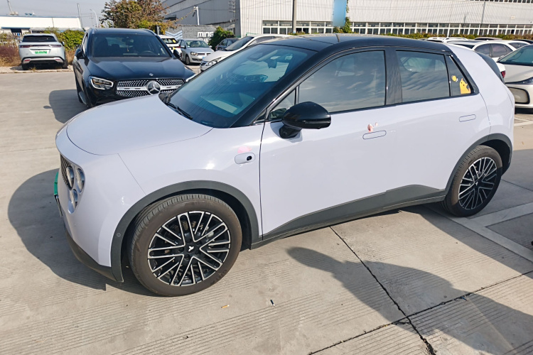 firefly萤火虫 2025款 发光版车身外观4