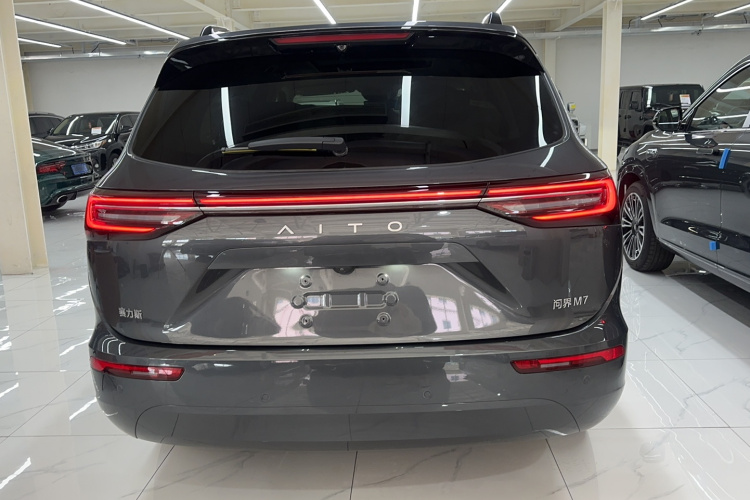 鸿蒙智行 问界M7 2024款 1.5T 智驾后驱Max版 5座车身外观6004