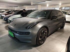 极氪001 2022款 超长续航双电机 ME版