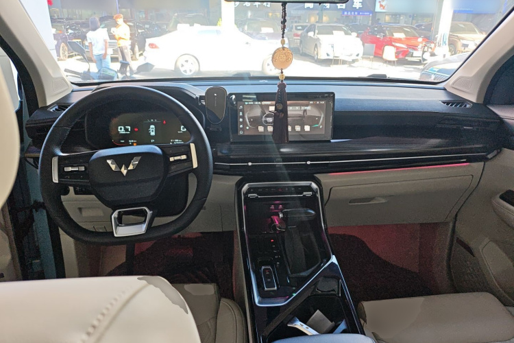 五菱汽车 五菱星辰 2021款 1.5T CVT星曜版中控内饰7002