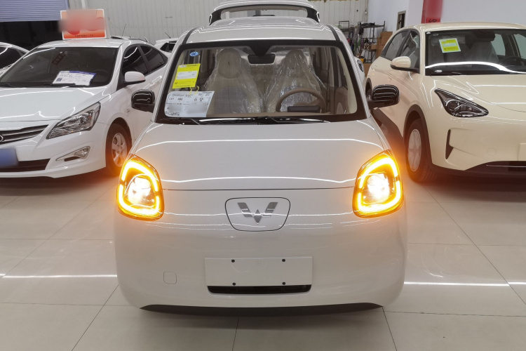 五菱汽车 宏光MINIEV 2025款 四门版 进阶款车身外观2