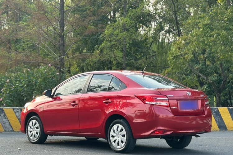 丰田 威驰 2019款 1.5L CVT创行版车身外观6002