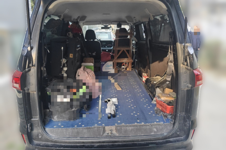 BAW北汽制造 锐胜王牌M7 2023款 2.0L 长轴创富型 7座局部细节23