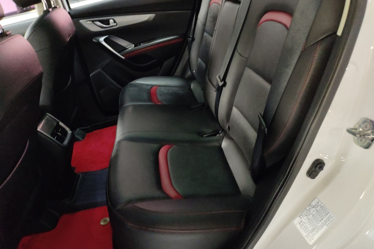 长安CS55 2018款 1.5T 自动炫动型 国V中控内饰21