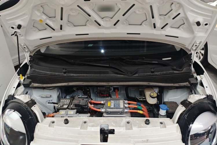 长安启源 长安Lumin 2023款 205km 香沁款机舱底盘24