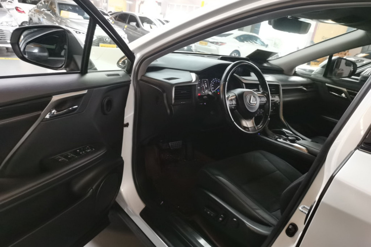 雷克萨斯RX 2016款 300 两驱精英版 国V中控内饰20
