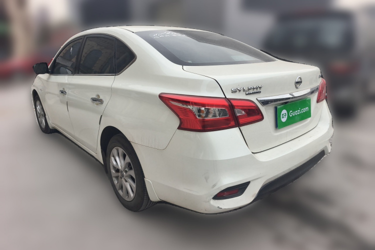 日产 轩逸 2022款 经典 1.6XE CVT舒适版车身外观6003