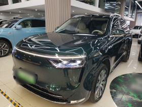 鸿蒙智行 问界M8 2025款 增程 Max+版 53.4kWh 5座版