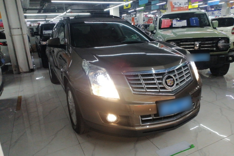 凯迪拉克SRX 2015款 3.0L 舒适型车身外观3