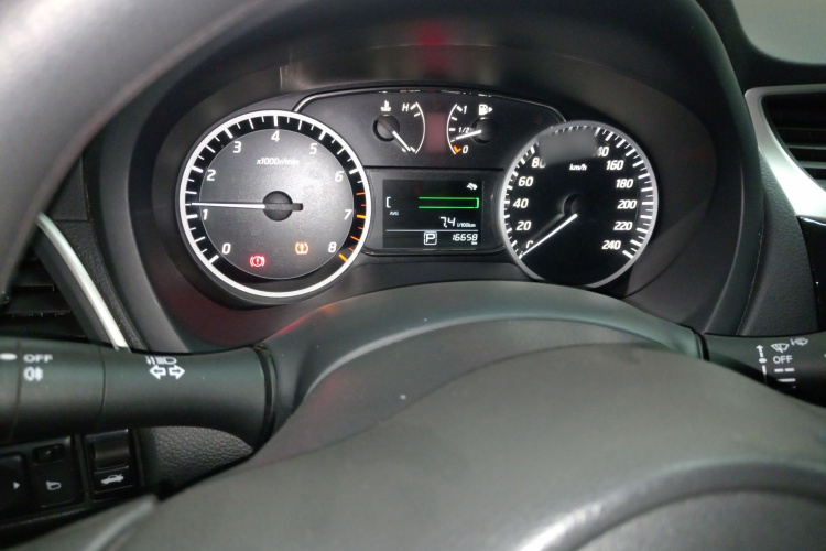 日产 轩逸 2024款 改款 经典 1.6XE CVT舒适版局部细节14