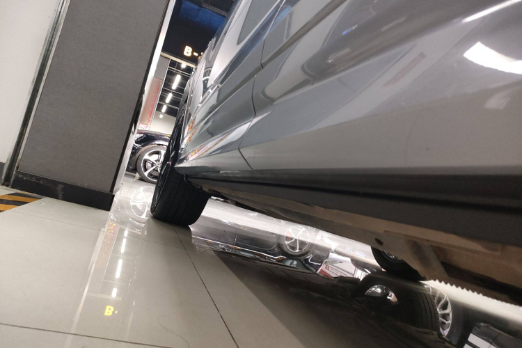 奥迪Q2L 2022款 35 TFSI 进取动感型局部细节9002