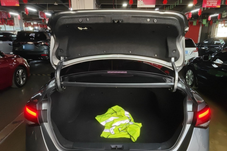 日产 轩逸 2022款 1.6L XL CVT悦享版局部细节23