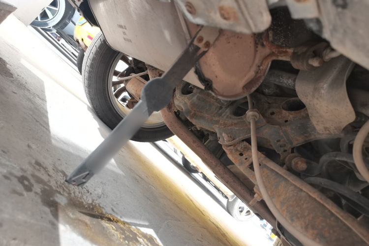 陆风X7 2015款 2.0T 全景尊贵版局部细节9009