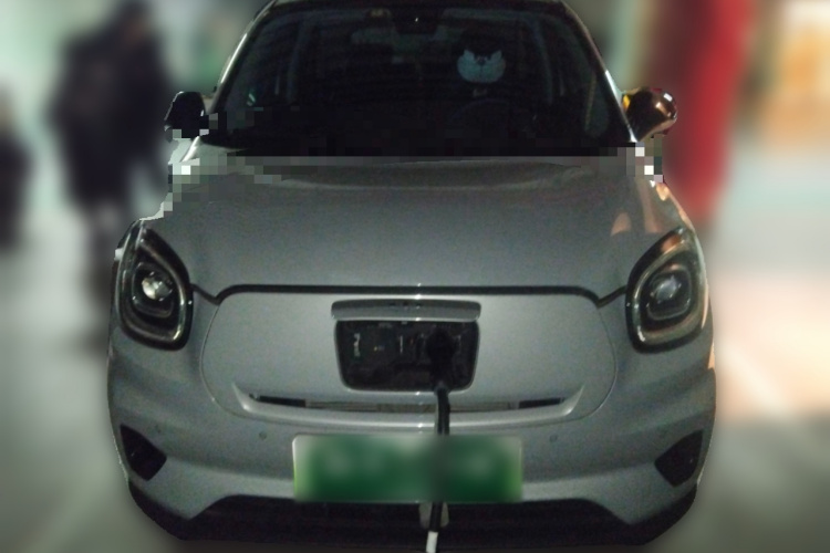 零跑汽车 零跑T03 2022款 星钻版车身外观2