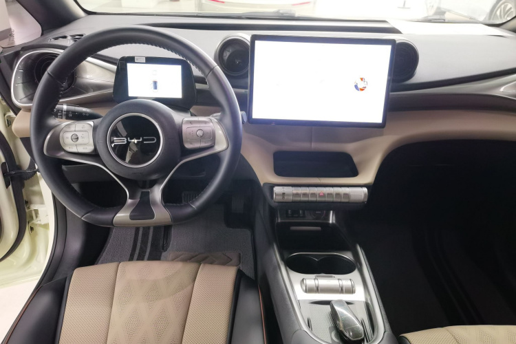 比亚迪 海豚 2023款 420km 自由版中控内饰12