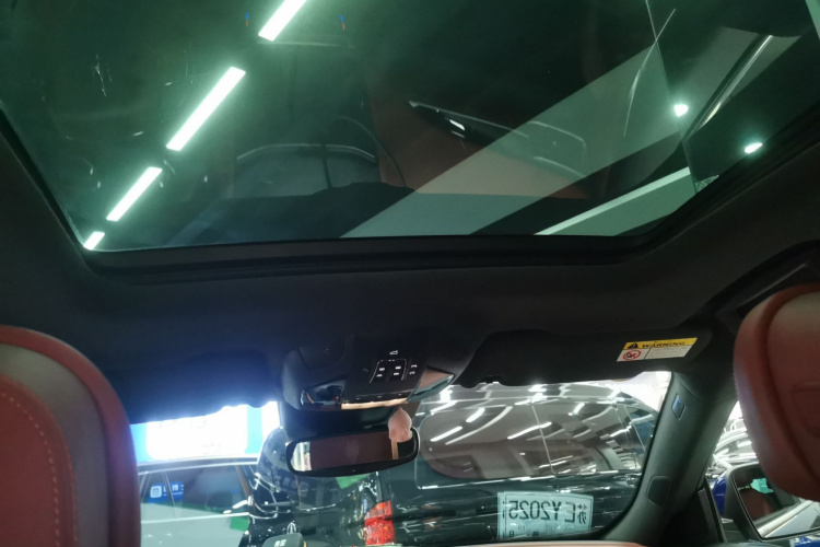 玛莎拉蒂 Levante 2021款 3.0T 标准版中控内饰22