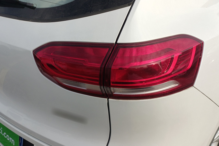 哈弗H6 2021款 1.5T 自动都市版车身外观9