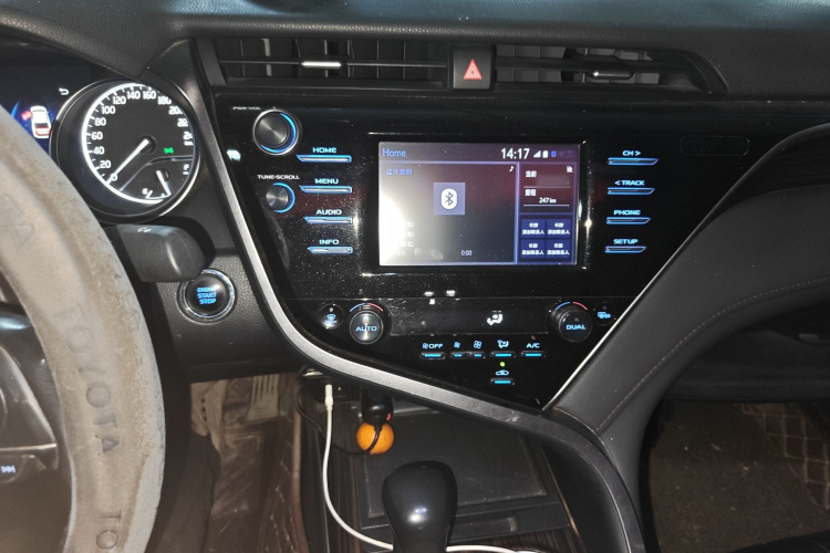 丰田 凯美瑞 2018款 2.0G 豪华版局部细节16